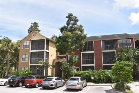 Condominio en venta en Saint Petersburg, Florida, 1 dormitorio, 45.06 m2 № 1378116 - foto 1