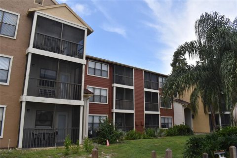 Condo in Saint Petersburg, Florida, 1 bedroom  № 1378116 - photo 25