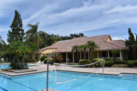 Condo in Saint Petersburg, Florida, 1 bedroom  № 1378116 - photo 23