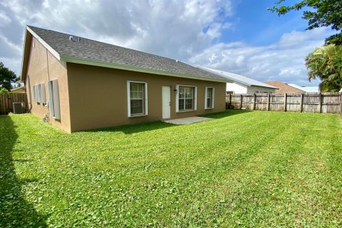 Villa ou maison à vendre à Jupiter, Floride: 3 chambres, 154.96 m2 № 1081622 - photo 5