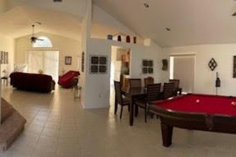 House in Kissimmee, Florida 4 bedrooms, 205.31 sq.m. № 1432214 - photo 6