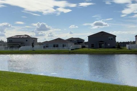 House in Kissimmee, Florida 4 bedrooms, 201.41 sq.m. № 1432257 - photo 7