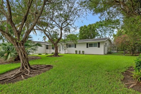 Villa ou maison à vendre à Palmetto Bay, Floride: 4 chambres, 228.26 m2 № 1241394 - photo 29