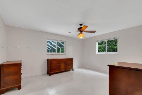 Villa ou maison à vendre à Palmetto Bay, Floride: 4 chambres, 228.26 m2 № 1241394 - photo 17