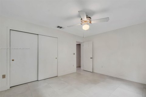 Villa ou maison à vendre à Palmetto Bay, Floride: 4 chambres, 228.26 m2 № 1241394 - photo 21