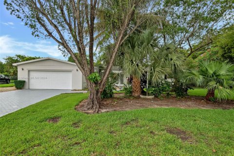 Villa ou maison à vendre à Palmetto Bay, Floride: 4 chambres, 228.26 m2 № 1241394 - photo 28