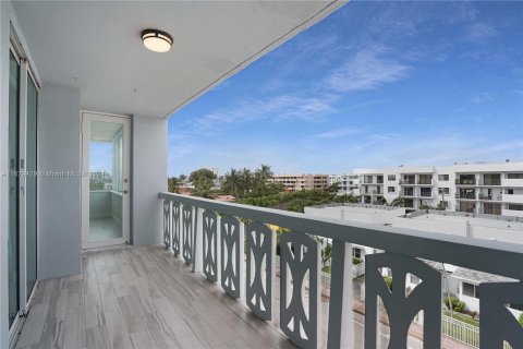 Condominio en venta en Miami Beach, Florida, 2 dormitorios, 103.59 m2 № 1409055 - foto 14