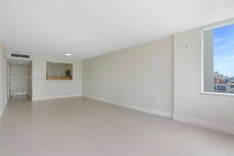 Condominio en venta en Miami Beach, Florida, 2 dormitorios, 103.59 m2 № 1409055 - foto 11