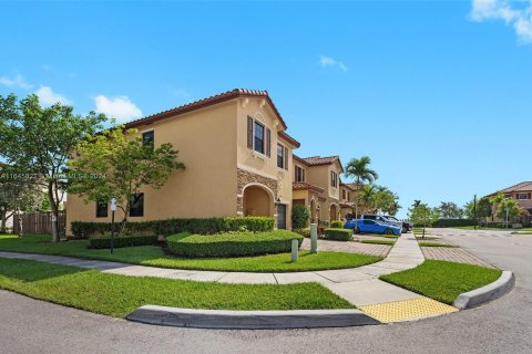 Townhouse in Homestead, Florida 4 bedrooms, 158.4 sq.m. № 1328681 - photo 29