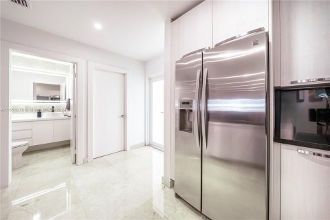 Adosado en venta en North Miami Beach, Florida, 3 dormitorios, 157 m2 № 1360254 - foto 6