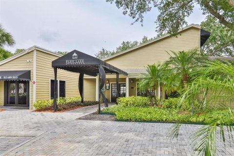 Copropriété à louer à Brandon, Floride: 1 chambre, 56.86 m2 № 1356104 - photo 12