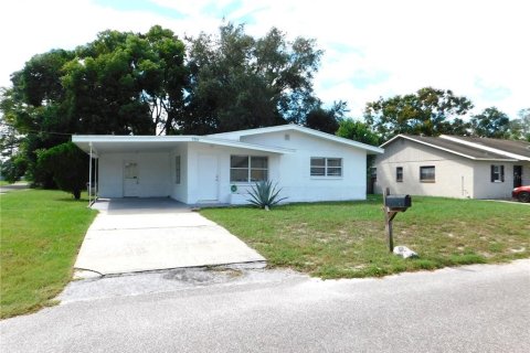 House in New Port Richey, Florida 2 bedrooms, 74.51 sq.m. № 1403738 - photo 26