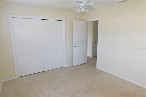 House in New Port Richey, Florida 2 bedrooms, 74.51 sq.m. № 1403738 - photo 13