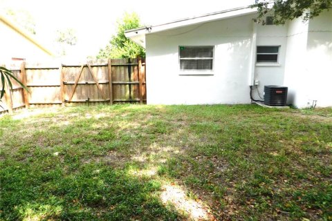 House in New Port Richey, Florida 2 bedrooms, 74.51 sq.m. № 1403738 - photo 24