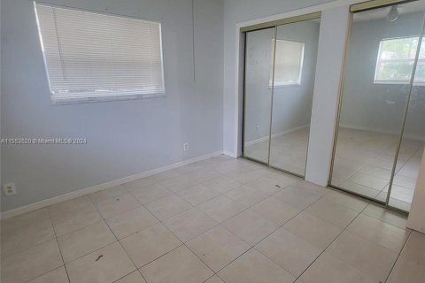 Condominio en venta en North Lauderdale, Florida, 3 dormitorios, 106.84 m2 № 1076297 - foto 5