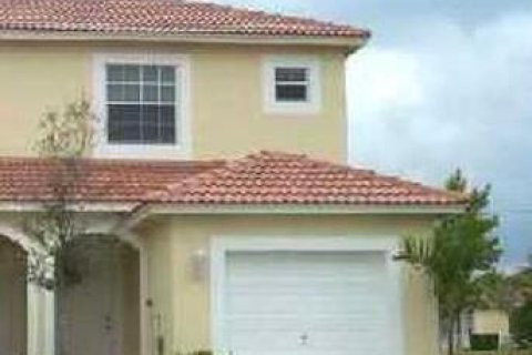 Touwnhouse à vendre à Boynton Beach, Floride: 3 chambres, 127.93 m2 № 1054681 - photo 17