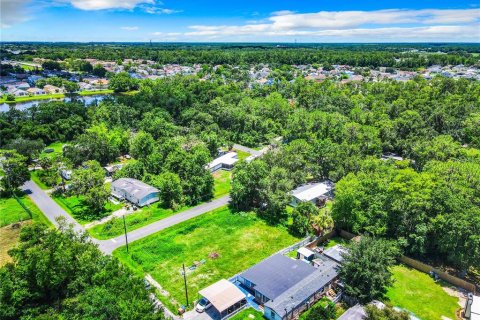 House in Kissimmee, Florida 7 bedrooms, 196.21 sq.m. № 1252632 - photo 4