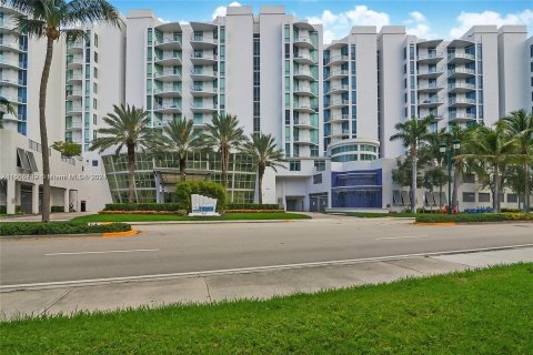 Condo in Aventura, Florida, 3 bedrooms  № 1228073 - photo 4