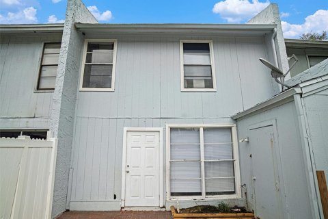 Townhouse in Tampa, Florida 2 bedrooms, 99.31 sq.m. № 1413258 - photo 26