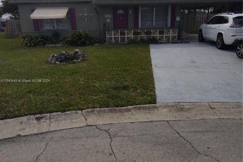 Casa en venta en Margate, Florida, 2 dormitorios, 88.44 m2 № 1043966 - foto 2