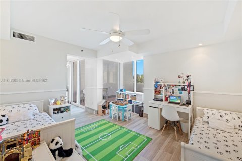 Copropriété à vendre à Sunny Isles Beach, Floride: 3 chambres, 226.68 m2 № 1071986 - photo 18