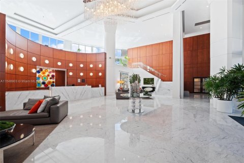 Copropriété à vendre à Sunny Isles Beach, Floride: 3 chambres, 226.68 m2 № 1071986 - photo 25