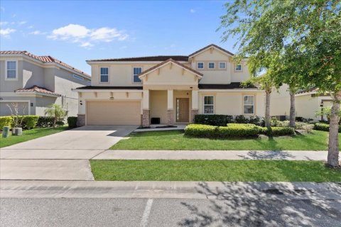 House in Davenport, Florida 9 bedrooms, 426.79 sq.m. № 1086626 - photo 2