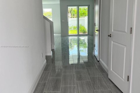 Adosado en venta en Deerfield Beach, Florida, 3 dormitorios, 171.13 m2 № 1331811 - foto 8