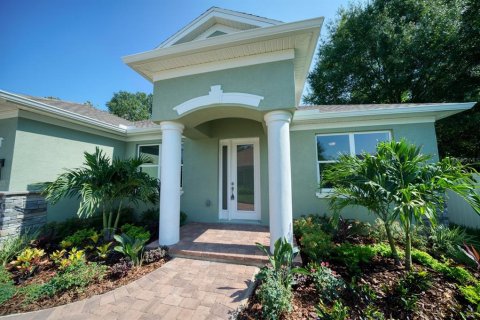 Casa en venta en Lutz, Florida, 3 dormitorios, 195.09 m2 № 1022558 - foto 2