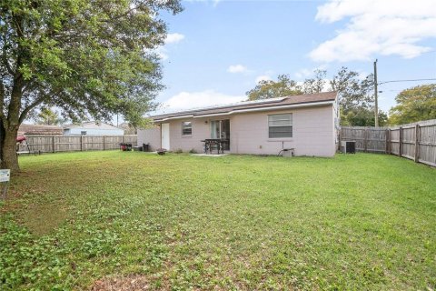 Villa ou maison à vendre à DeLand, Floride: 3 chambres, 114.83 m2 № 1062974 - photo 24