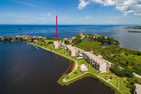 Copropriété à vendre à Port Richey, Floride: 2 chambres, 95.22 m2 № 1042641 - photo 1