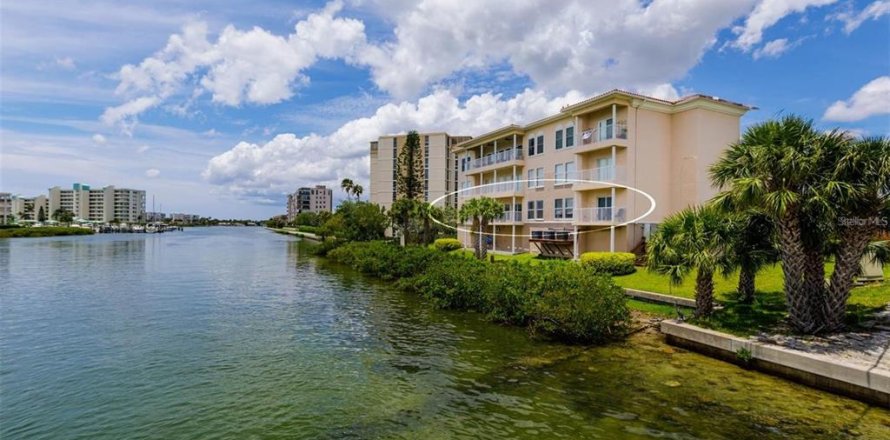 Condominio en South Pasadena, Florida, 3 dormitorios  № 1414754