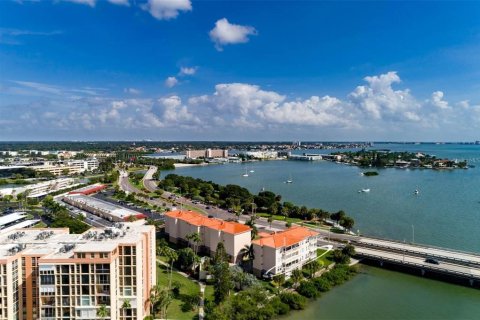 Condominio en venta en South Pasadena, Florida, 3 dormitorios, 217.58 m2 № 1414754 - foto 2