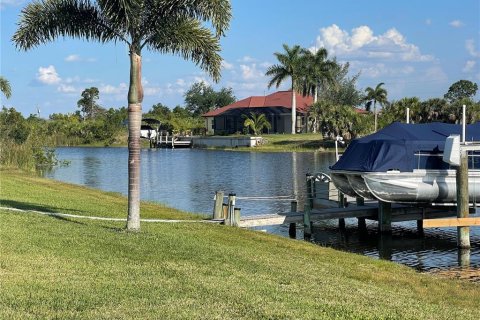 Terreno en venta en Port Charlotte, Florida № 1164344 - foto 3