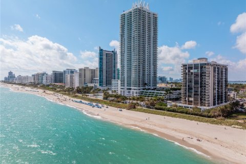 Copropriété à vendre à Miami Beach, Floride: 2 chambres, 181.62 m2 № 1047214 - photo 3