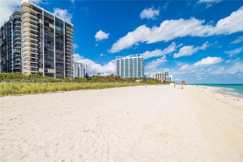 Condominio en venta en Miami Beach, Florida, 2 dormitorios, 181.62 m2 № 1047214 - foto 1