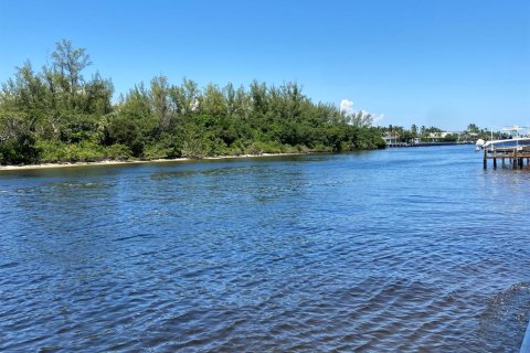 Condo in Deerfield Beach, Florida, 2 bedrooms  № 1072515 - photo 5