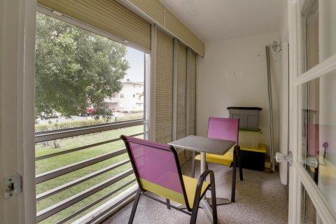 Condominio en venta en Lake Worth, Florida, 1 dormitorio, 69.12 m2 № 1073687 - foto 16