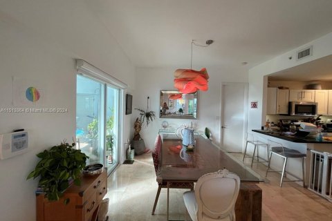 Condominio en venta en Miami, Florida, 2 dormitorios, 138.42 m2 № 1370357 - foto 5