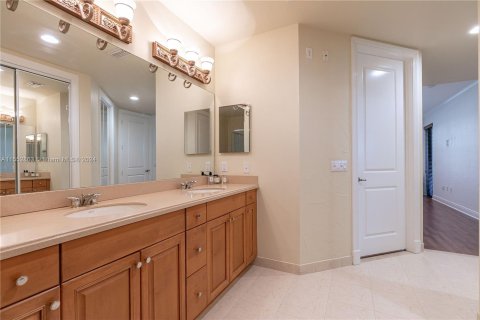 Condo in Parkland, Florida, 3 bedrooms  № 1072845 - photo 23