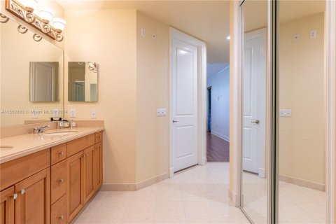 Condo in Parkland, Florida, 3 bedrooms  № 1072845 - photo 24