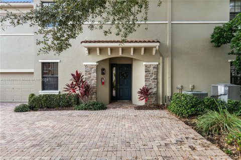 Copropriété à vendre à Parkland, Floride: 3 chambres, 154.5 m2 № 1072845 - photo 3