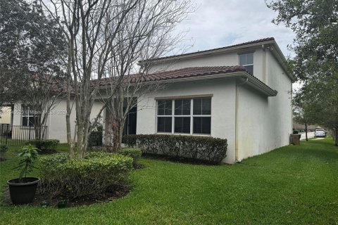 House in Davie, Florida 5 bedrooms, 228.54 sq.m. № 1072849 - photo 4