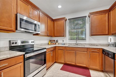 Casa en venta en Davie, Florida, 5 dormitorios, 228.54 m2 № 1072849 - foto 14