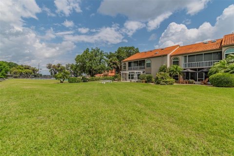 Copropriété à vendre à Winter Haven, Floride: 2 chambres, 155.43 m2 № 1359448 - photo 11