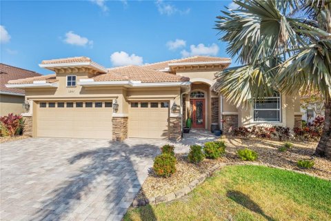 Villa ou maison à vendre à North Port, Floride: 4 chambres, 252.14 m2 № 1195516 - photo 2