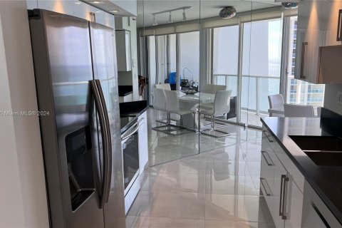 Condo in Sunny Isles Beach, Florida, 3 bedrooms  № 1293561 - photo 26