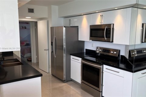 Condo in Sunny Isles Beach, Florida, 3 bedrooms  № 1293561 - photo 27