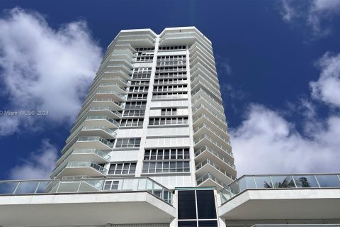 Copropriété à vendre à Sunny Isles Beach, Floride: 3 chambres, 163.51 m2 № 1293561 - photo 8