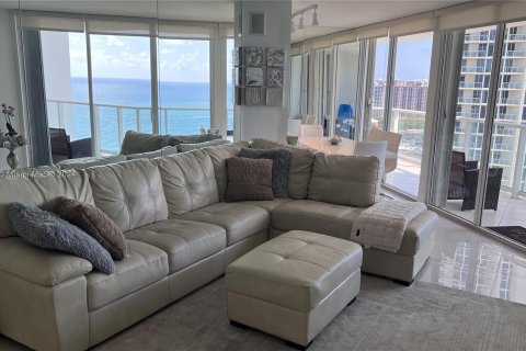 Copropriété à vendre à Sunny Isles Beach, Floride: 3 chambres, 163.51 m2 № 1293561 - photo 20